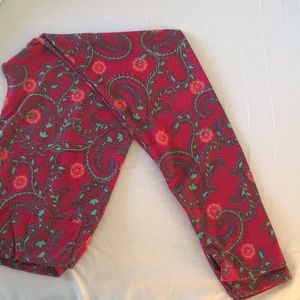 NWOT TC LulaRoe leggings